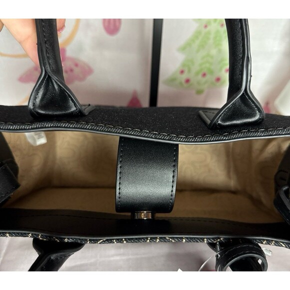 True Religion Quilted Horseshoe Modern Tote HandBag - Picture 6 of 9